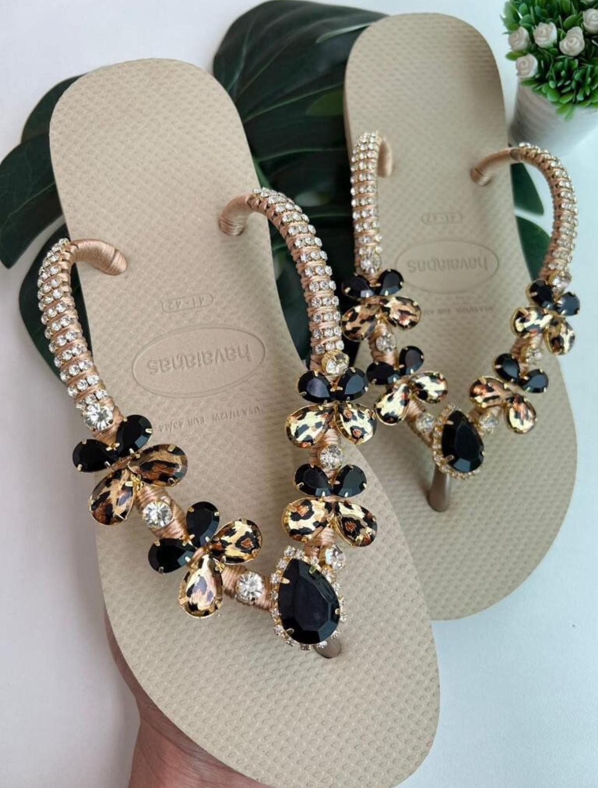 Havaiana Flip Flops (Cream/Black)